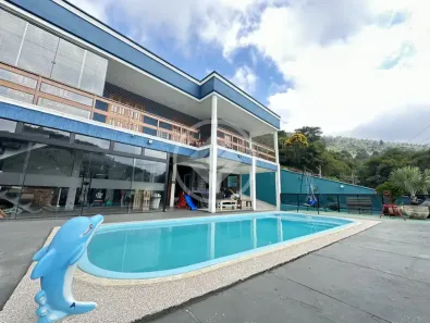 Casa com 3 Quartos à venda, 200m² no Albuquerque, Teresópolis