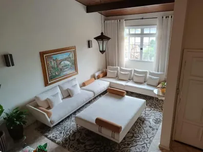 Casa com 3 Quartos à venda, 450m² no Sessenta, Volta Redonda