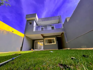 Sobrado com 3 Quartos à venda, 220m² no Laranjeiras, Caieiras