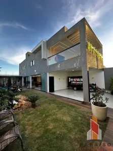 Casa com 3 Quartos à venda, 260m² no Laranjeiras, Uberlândia