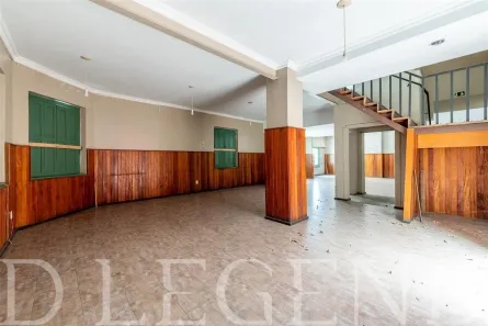 Imóvel Comercial para alugar, 300m² no Floresta, Porto Alegre