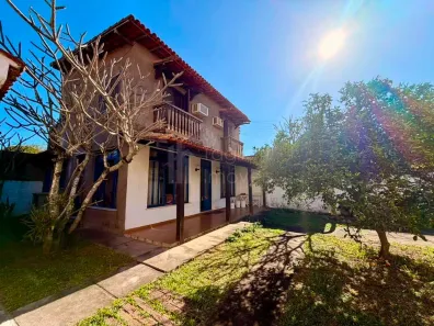 Casa com 5 Quartos à venda, 228m² no Centro, Araruama
