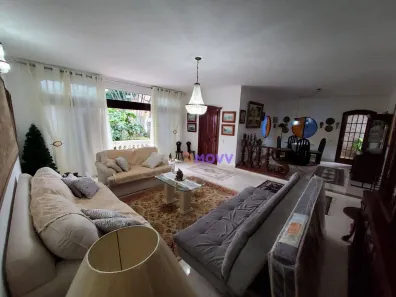 Casa com 5 Quartos à venda, 331m² no Piratininga, Niterói