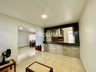 Casa com 3 Quartos à venda, 167m² no Tubalina, Uberlândia