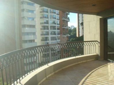 Apartamento com 4 Quartos à venda, 270m² no Vila Suzana, São Paulo