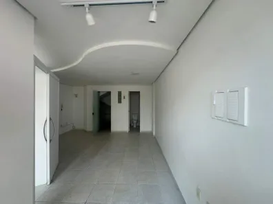 Sala Comercial para alugar, 29m² no Centro, Balneário Camboriú