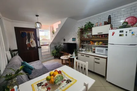 Sobrado com 2 Quartos à venda, 82m² no Ingleses do Rio Vermelho, Florianópolis