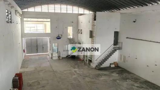Galpão/Depósito/Armazém à venda, 711m² no Santo Antônio, São Caetano do Sul