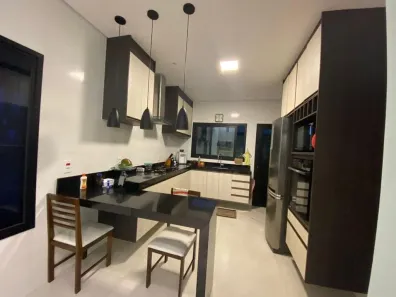 Casa de Condomínio com 3 Quartos à venda, 220m² no Residencial Lagos D'Icaraí, Salto