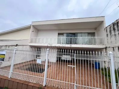 Sobrado com 3 Quartos à venda, 288m² no Centro, Vinhedo