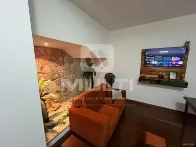 Casa com 4 Quartos à venda, 300m² no Tabajaras, Uberlândia