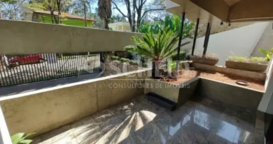 Casa com 5 Quartos à venda, 557m² no Jardim Santa Helena, São Paulo