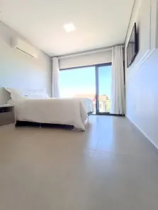 Casa de Condomínio com 4 Quartos para alugar, 230m² no Goio-En, Chapecó