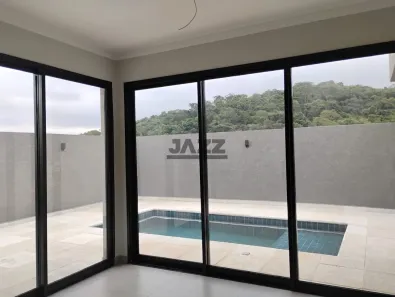 Casa com 3 Quartos à venda, 180m² no Laranja Azeda, Atibaia