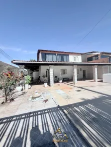 Sobrado com 4 Quartos à venda, 220m² no Residencial Santos Dumont, Brasília