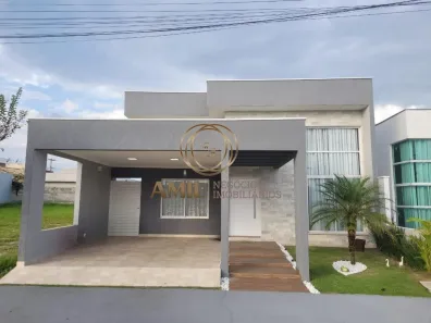 Casa com 3 Quartos à venda, 220m² no Parque São Cristóvão, Taubaté