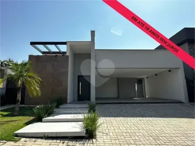 Casa de Condomínio com 3 Quartos para alugar, 180m² no Ondas, Piracicaba