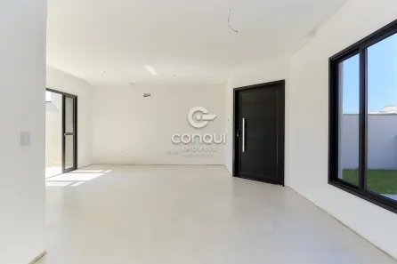 Casa de Condomínio com 3 Quartos à venda, 131m² no Uberaba, Curitiba