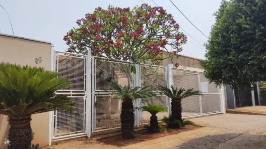 Casa com 5 Quartos à venda, 220m² no Monte Carlo, Campo Grande