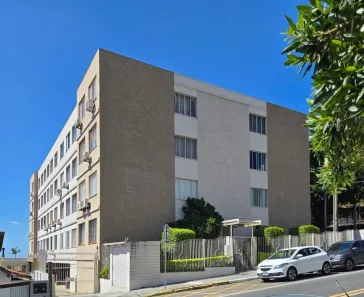 Apartamento com 2 Quartos para alugar, 68m² no Coqueiros, Florianópolis