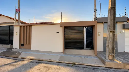 Casa com 2 Quartos à venda, 77m² no Senador Nilo Coelho, Arapiraca