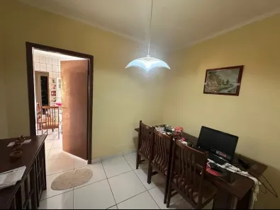 Casa com 3 Quartos à venda, 160m² no Residencial Coxipó, Cuiabá