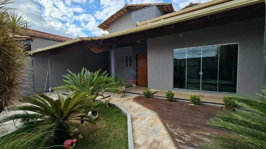 Casa com 4 Quartos à venda, 245m² no Santa Luzia, Contagem