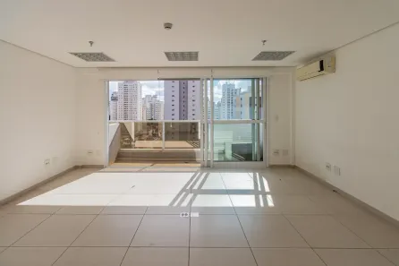 Sala Comercial à venda, 31m² no Campo Belo, São Paulo