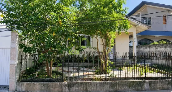 Casa com 3 Quartos à venda, 66m² no Barreiros, São José