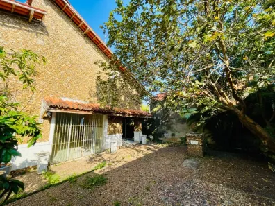 Casa com 3 Quartos à venda, 280m² no Jardim Virgínia, Guarujá