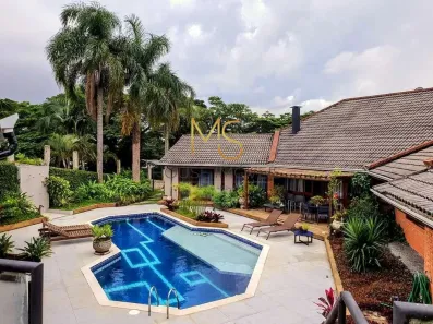Casa com 5 Quartos para alugar, 850m² no Vilarejo, Carapicuíba