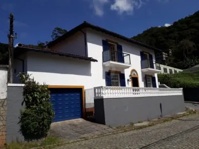 Casa com 1 Quarto à venda, 280m² no Valparaíso, Petrópolis