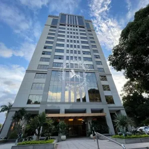 Ponto Comercial para alugar, 127m² no Adrianópolis, Manaus