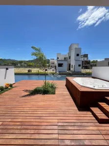 Casa de Condomínio com 3 Quartos à venda, 215m² no Beira Rio, Biguaçu