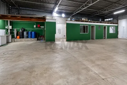 Galpão/Depósito/Armazém à venda, 400m² no Vila Mariana, Piraquara
