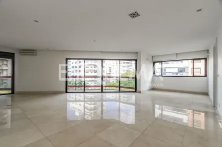 Apartamento com 3 Quartos à venda, 202m² no Moema, São Paulo