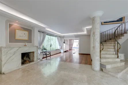 Sobrado com 5 Quartos à venda, 472m² no Jardim Luzitânia, São Paulo