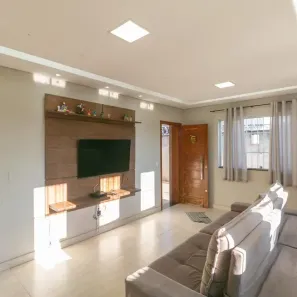 Casa com 3 Quartos para alugar, 390m² no Planalto, Belo Horizonte