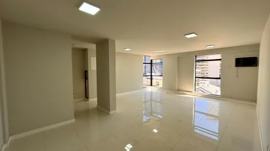 Sala Comercial à venda, 50m² no Centro, Florianópolis
