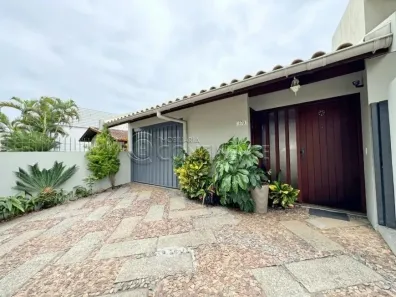 Casa com 3 Quartos à venda, 200m² no Itaguaçu, Florianópolis