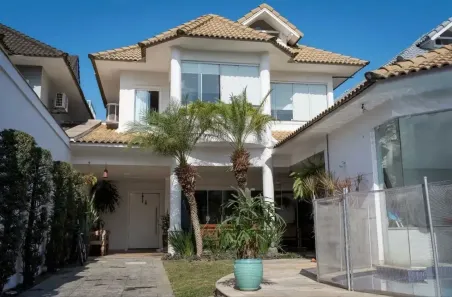 Casa de Condomínio com 3 Quartos para alugar, 360m² no Barra da Tijuca, Rio de Janeiro