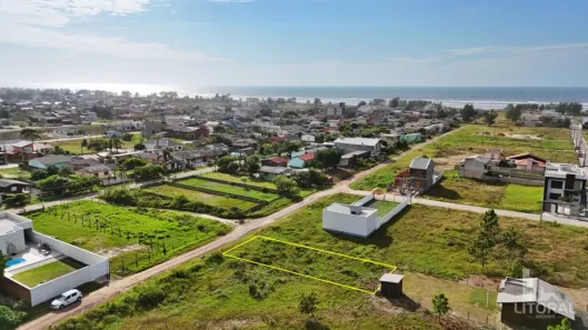 Lote/Terreno à venda, 330m² no , Balneário Gaivota