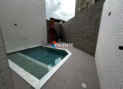Sobrado com 3 Quartos à venda, 160m² no Embaré, Santos
