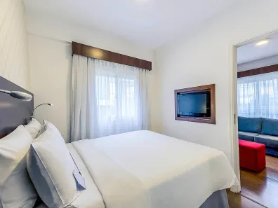Flat com 1 Quarto para alugar, 33m² no Vila Olímpia, São Paulo