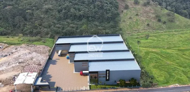 Galpão/Depósito/Armazém com 1 Quarto à venda, 1445m² no Canhanduba, Itajaí