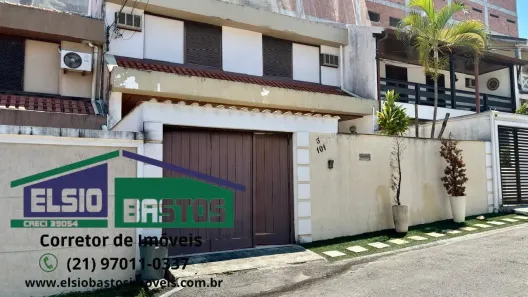 Casa de Condomínio com 3 Quartos à venda, 150m² no Campo Grande, Rio de Janeiro