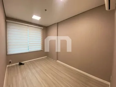 Sala Comercial à venda, 34m² no Vila Gomes Cardim, São Paulo