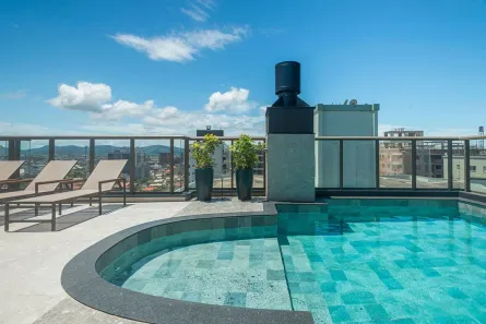 Apartamento com 2 Quartos para alugar, 80m² no Centro, Navegantes
