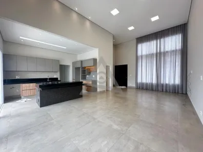 Casa de Condomínio com 3 Quartos à venda, 200m² no Chácaras Silvania, Valinhos