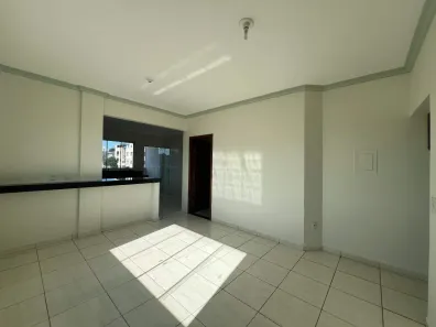 Apartamento com 3 Quartos para alugar, 110m² no Ipiranga, Divinópolis